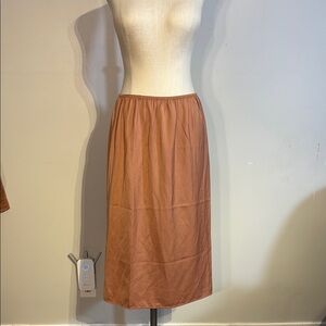 34. Jackson Rowe Venus slip Midi Skirt in winter rose NWT size M